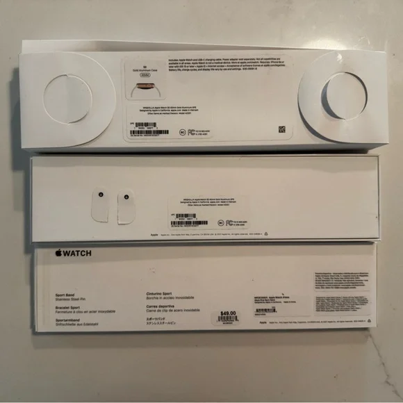 Rose Gold Apple Watch SE 40MM with Abyss Blue Sport Band + Extra Bands - Picture 3 of 8